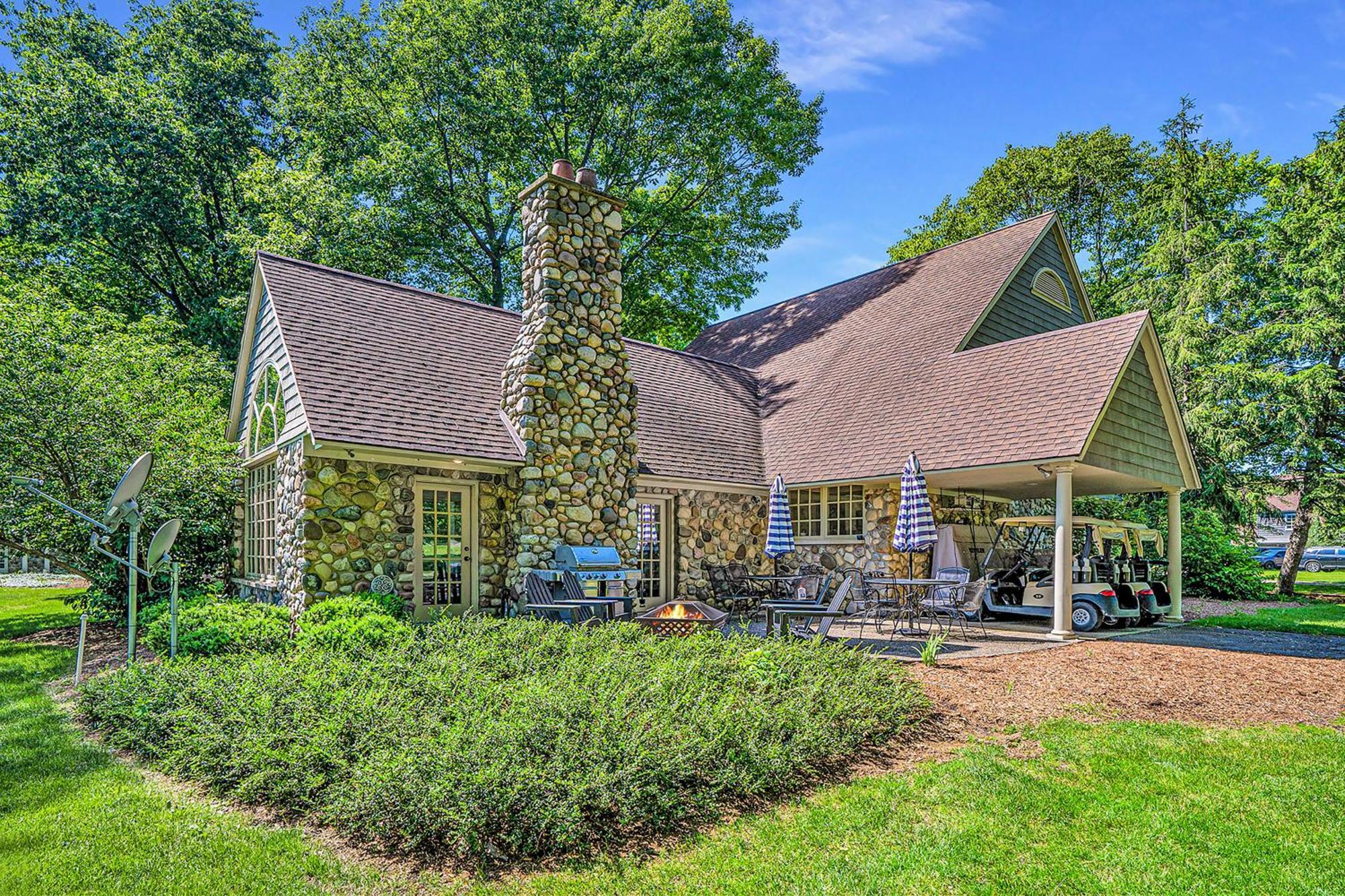 Point O' Woods Villa Benton Harbor Exterior photo